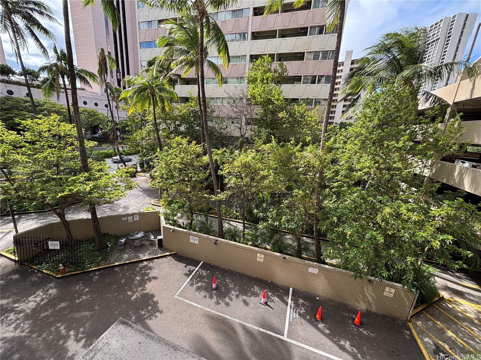 1720 Ala Moana Boulevard 304a Property Photo 17