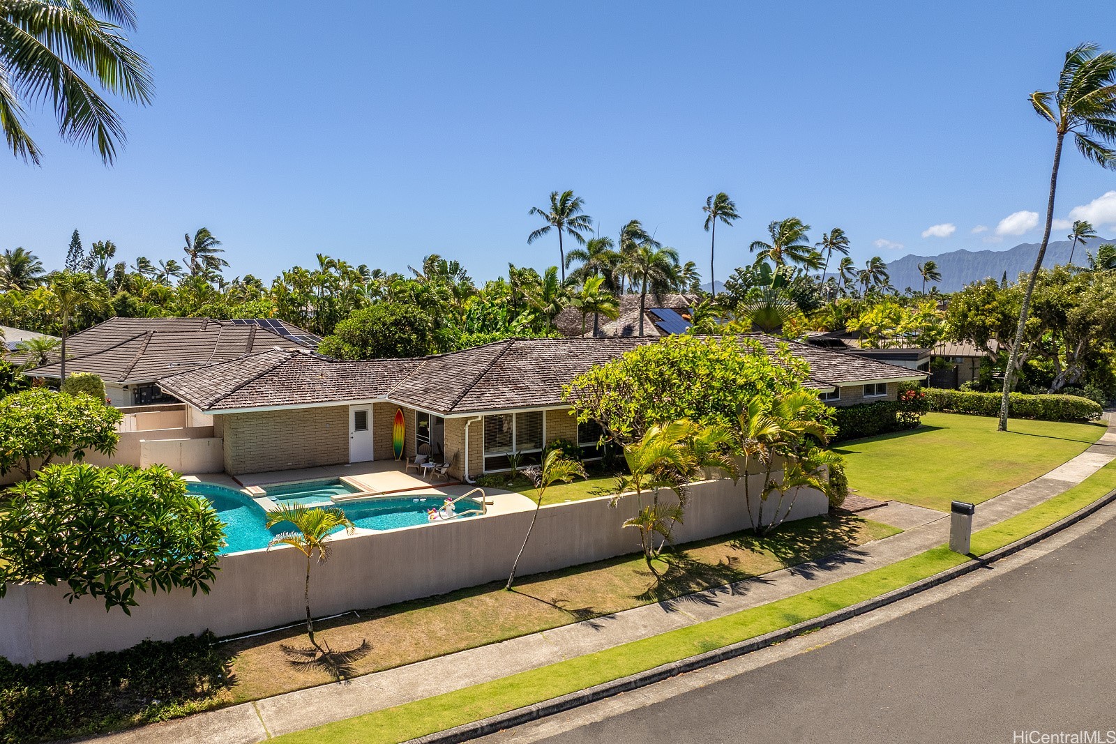 117 Kailuana Place Property Photo 2