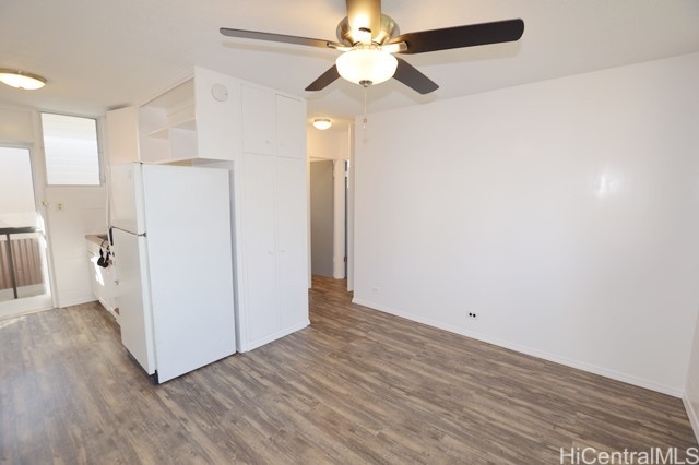1837 Young Street E Property Photo 2