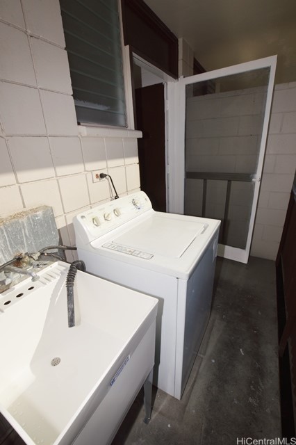 1837 Young Street E Property Photo 11