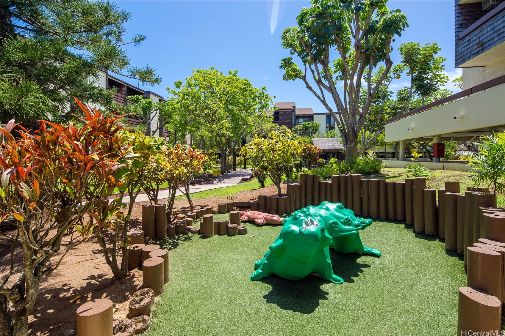 1015 Aoloa Place 204 Property Photo 22