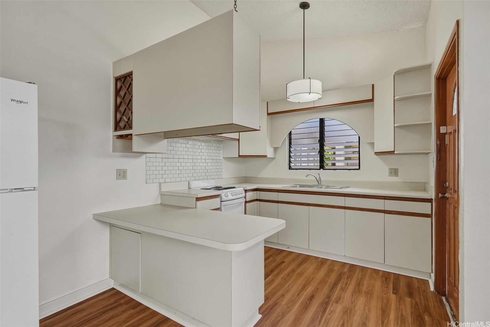 1135 Aikoo Place A Property Photo 3