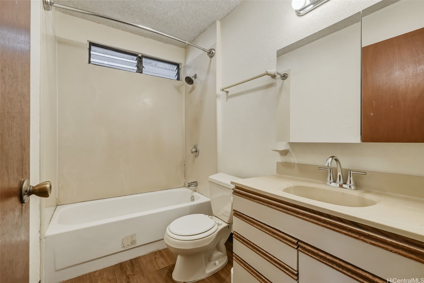 1135 Aikoo Place A Property Photo 14