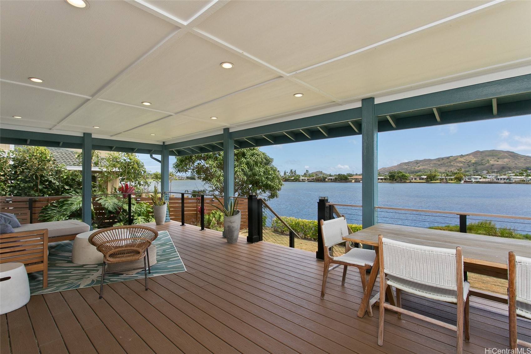 445 Keolu Drive Property Photo 2