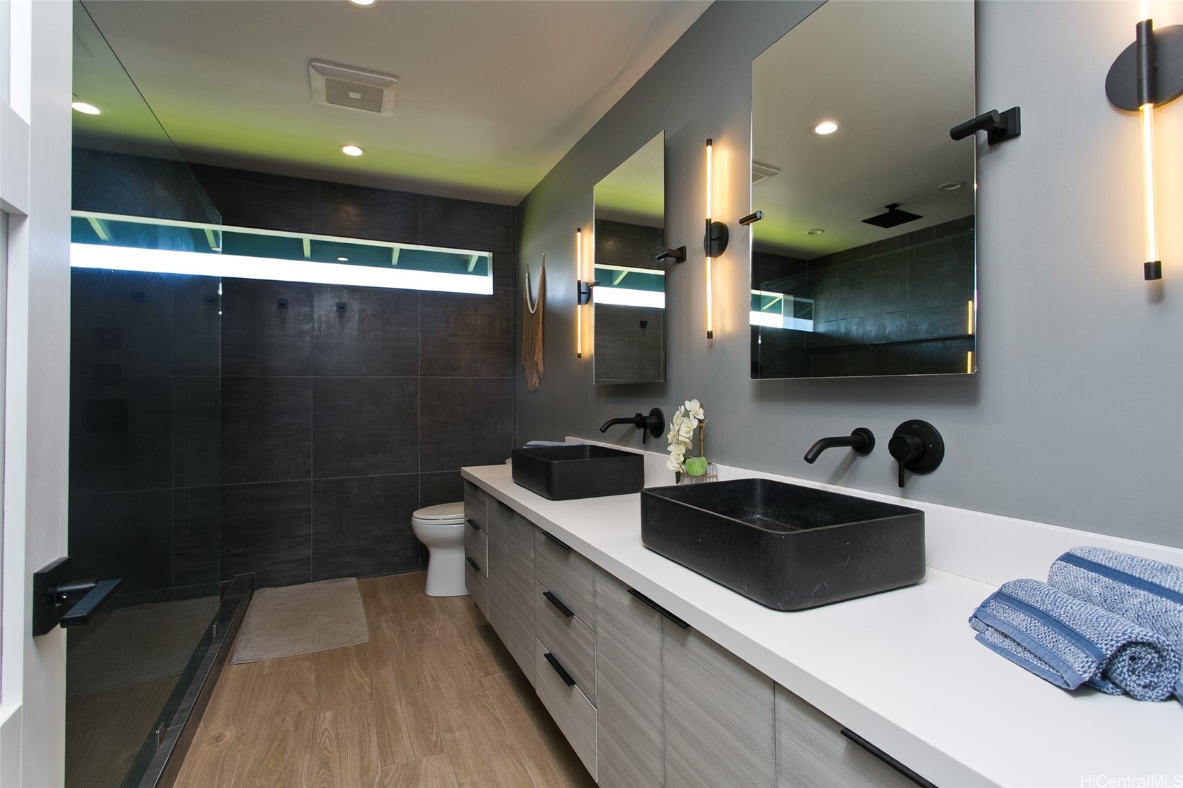 445 Keolu Drive Property Photo 12
