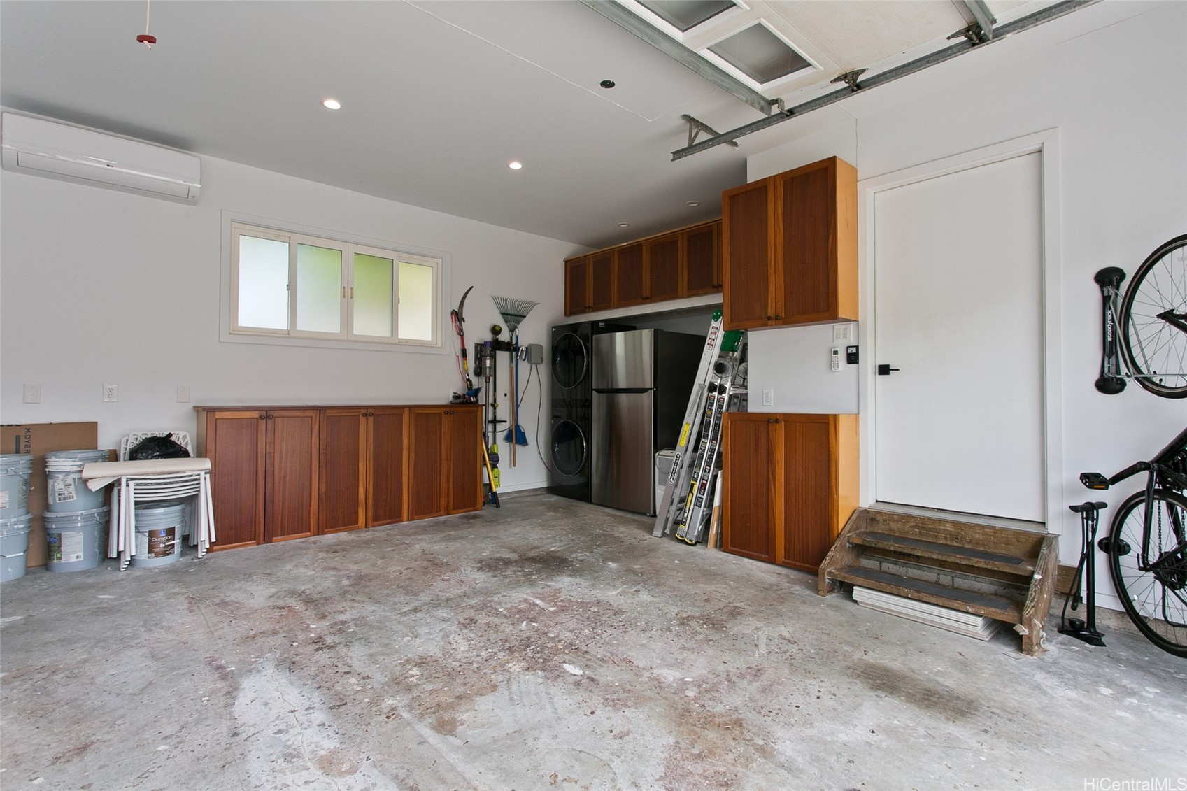 445 Keolu Drive Property Photo 19