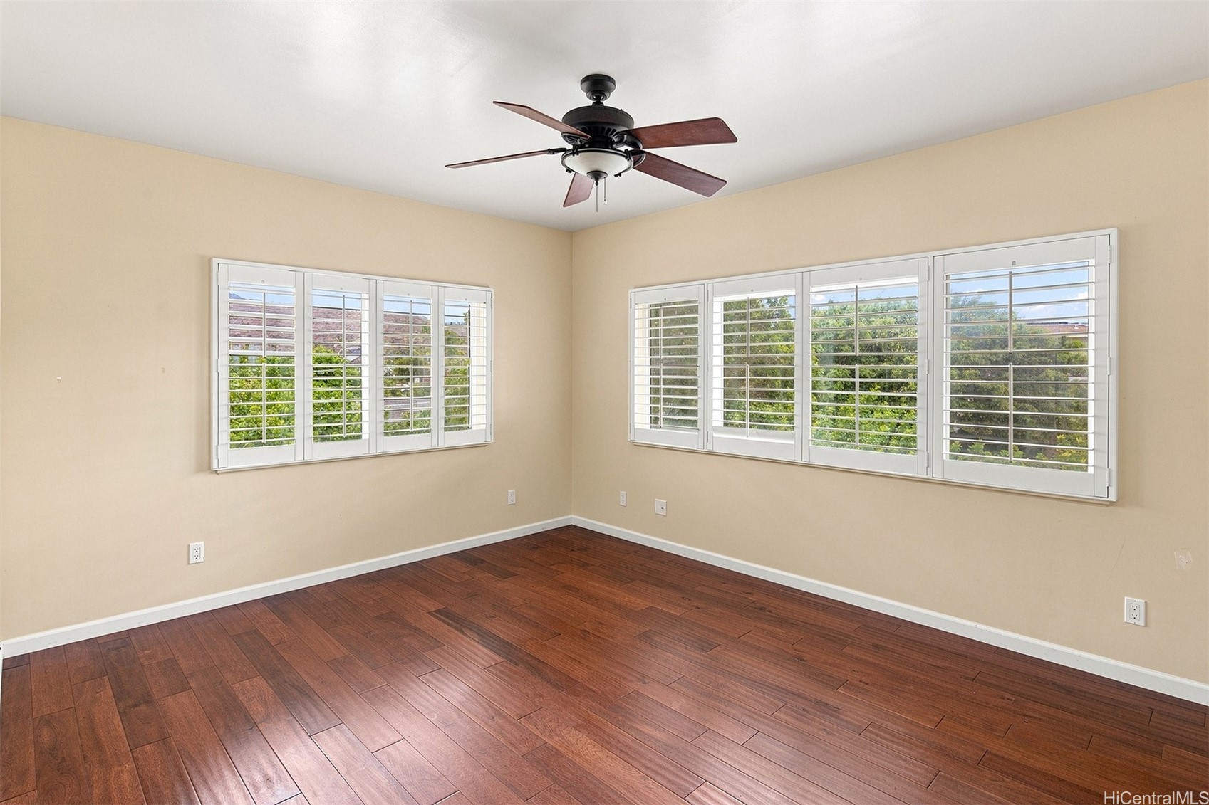 6171 Summer Street Property Photo 7