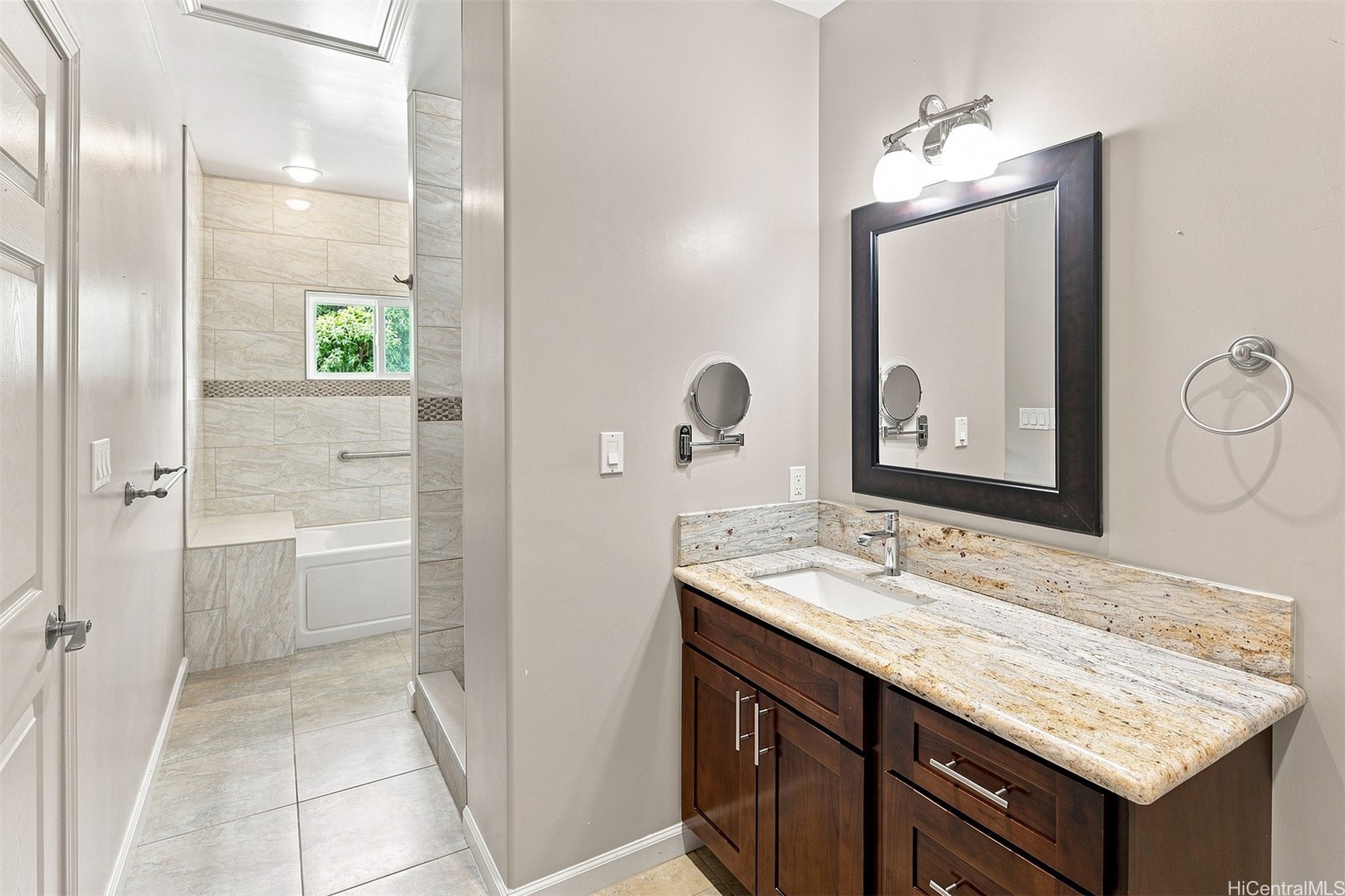 6171 Summer Street Property Photo 14