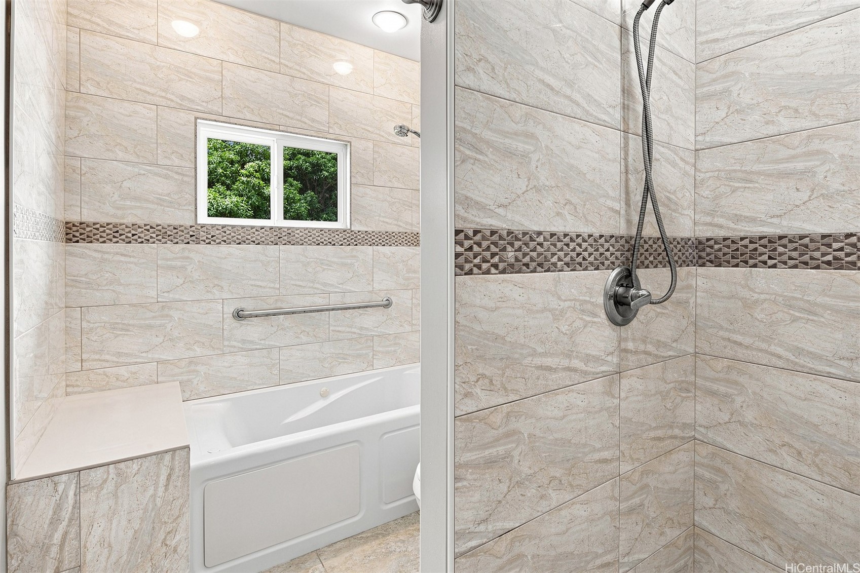 6171 Summer Street Property Photo 15