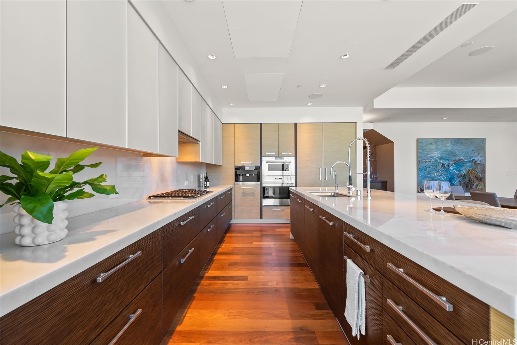 1555 Kapiolani Boulevard 2301 Property Photo 8