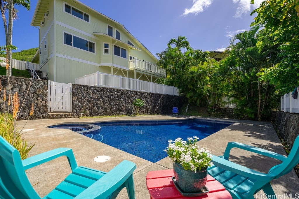 1330 Kuuna Place Property Photo 22