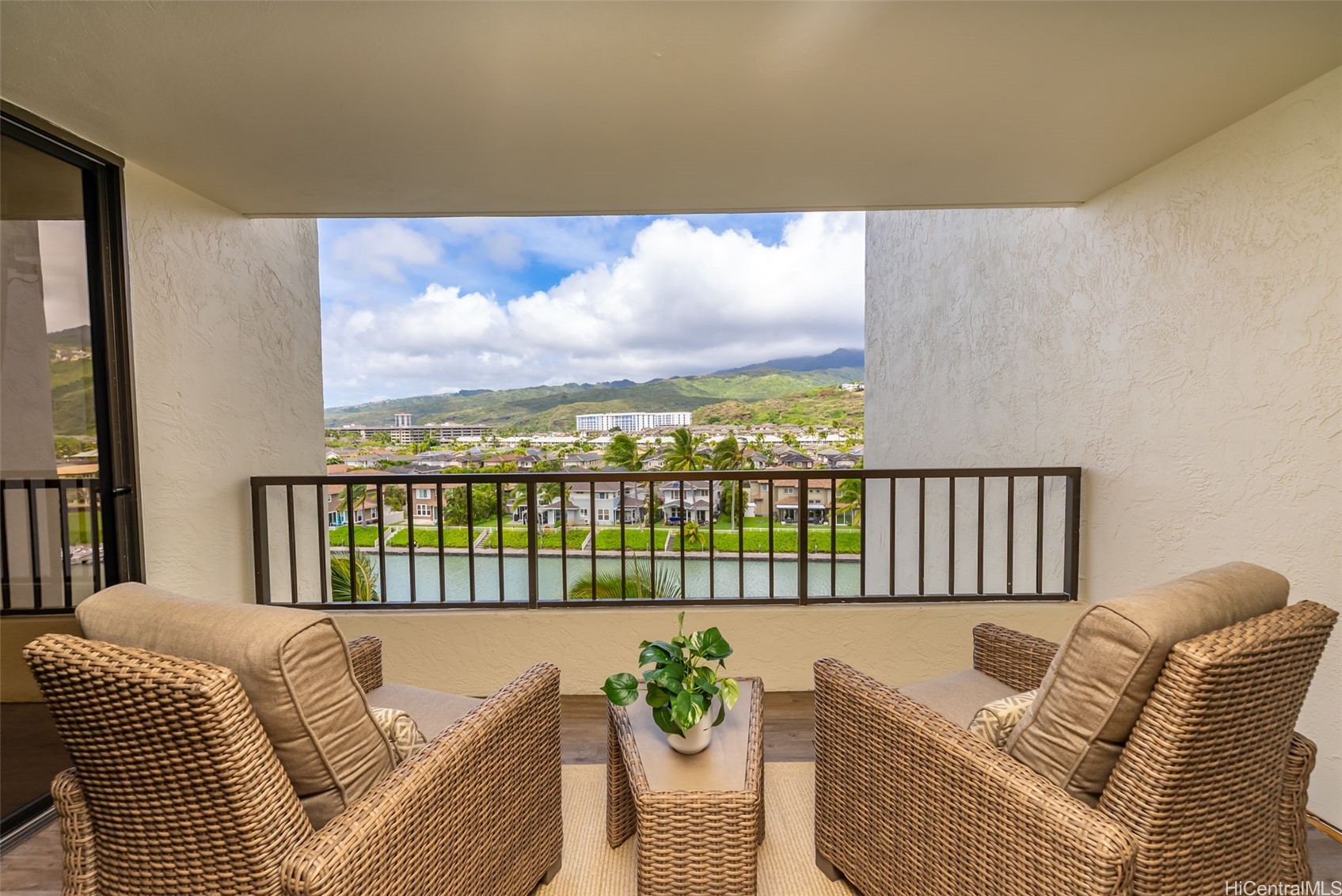 500 Lunalilo Home Road 16c Property Photo 4
