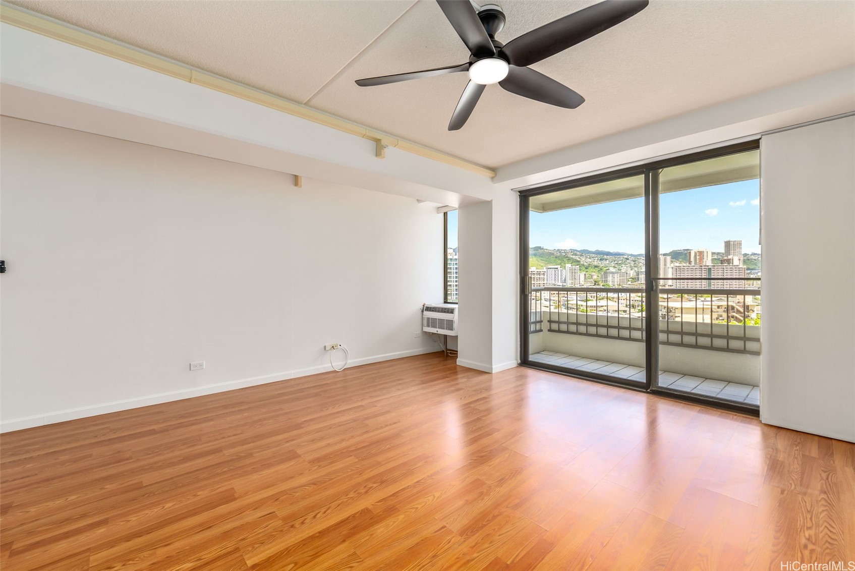 2333 Kapiolani Boulevard 604 Property Photo 5