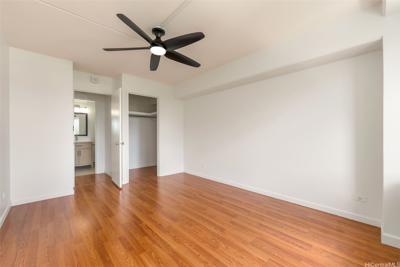 2333 Kapiolani Boulevard 604 Property Photo 13