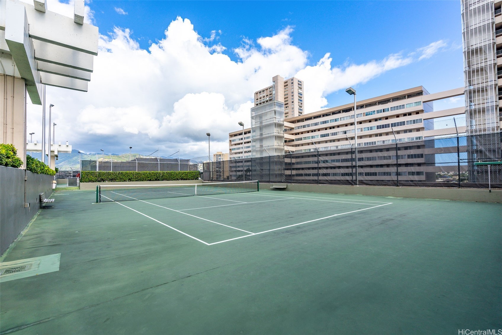 2333 Kapiolani Boulevard 604 Property Photo 18