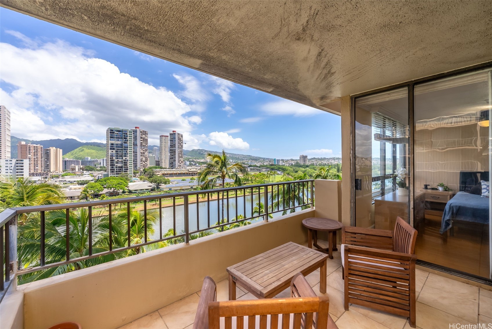 2121 Ala Wai Boulevard 1001 Property Photo 3