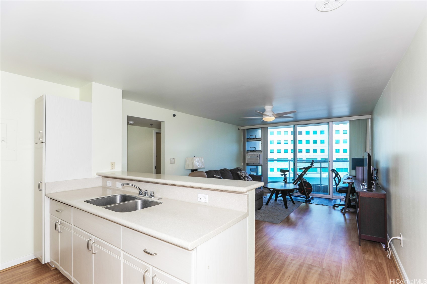 202615773 Property Photo 4