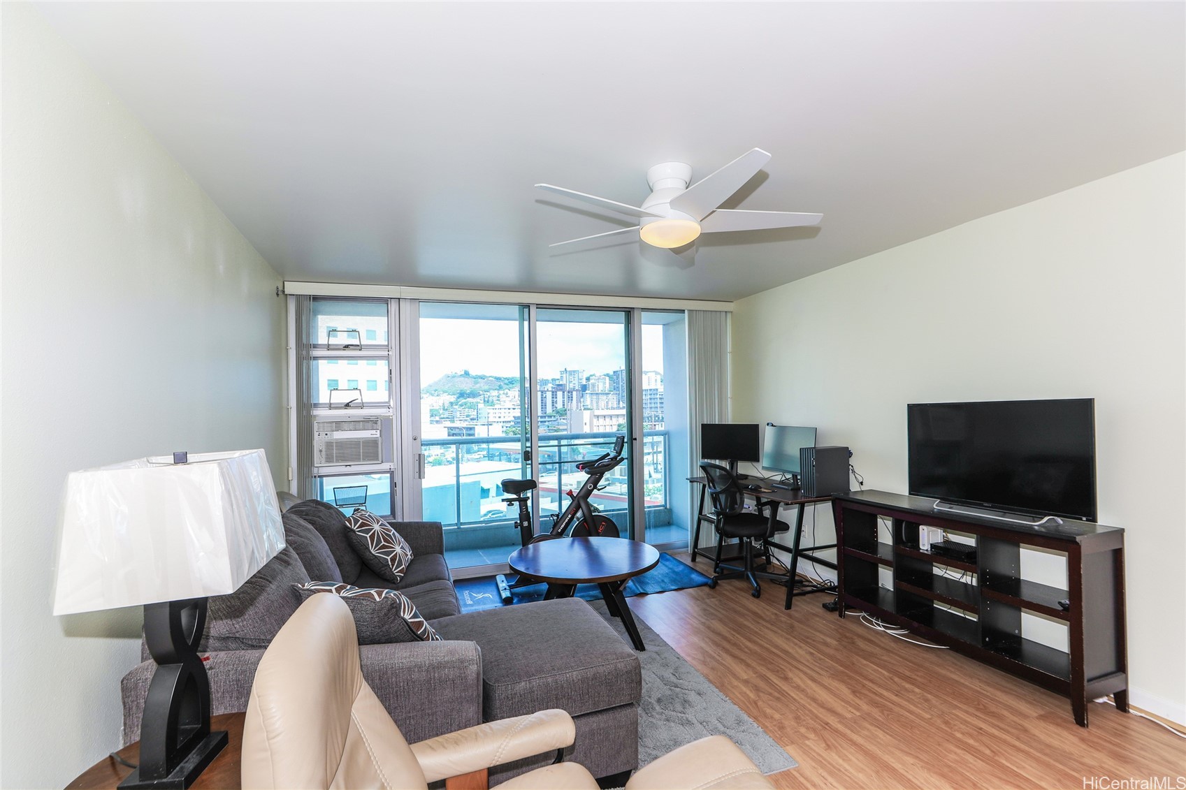 202615773 Property Photo 6