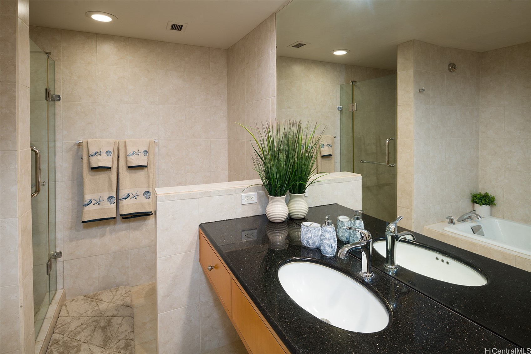 4999 Kahala Avenue 148 Property Photo 6