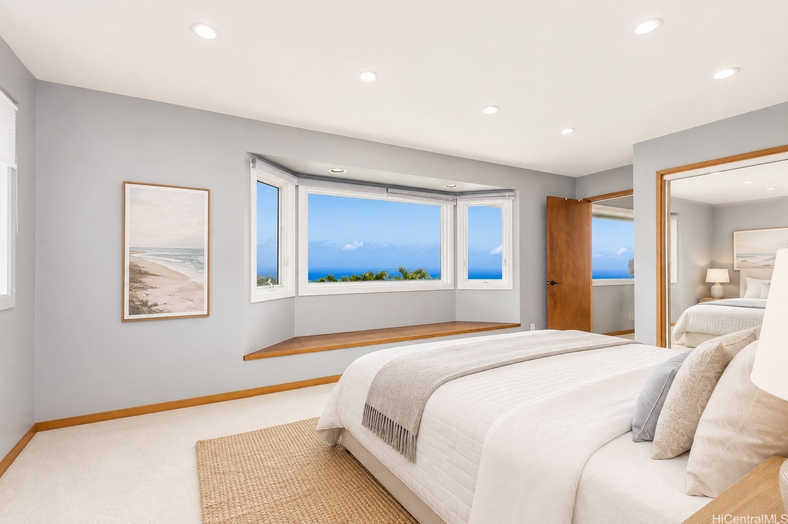 869 Ikena Circle Property Photo 16