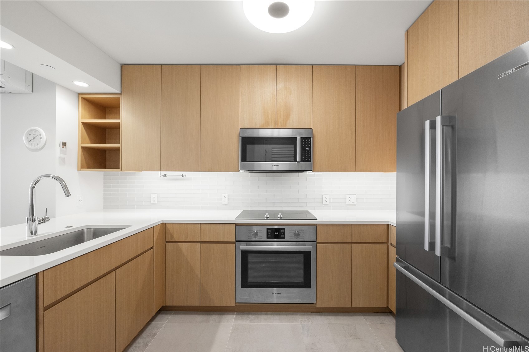 202615779 Property Photo 2
