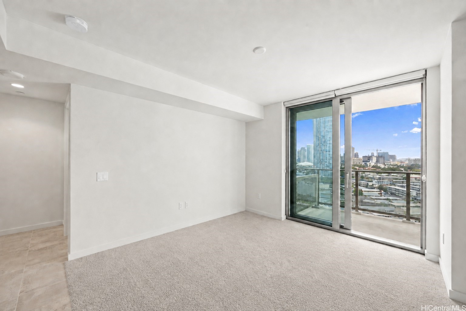 202615779 Property Photo 6