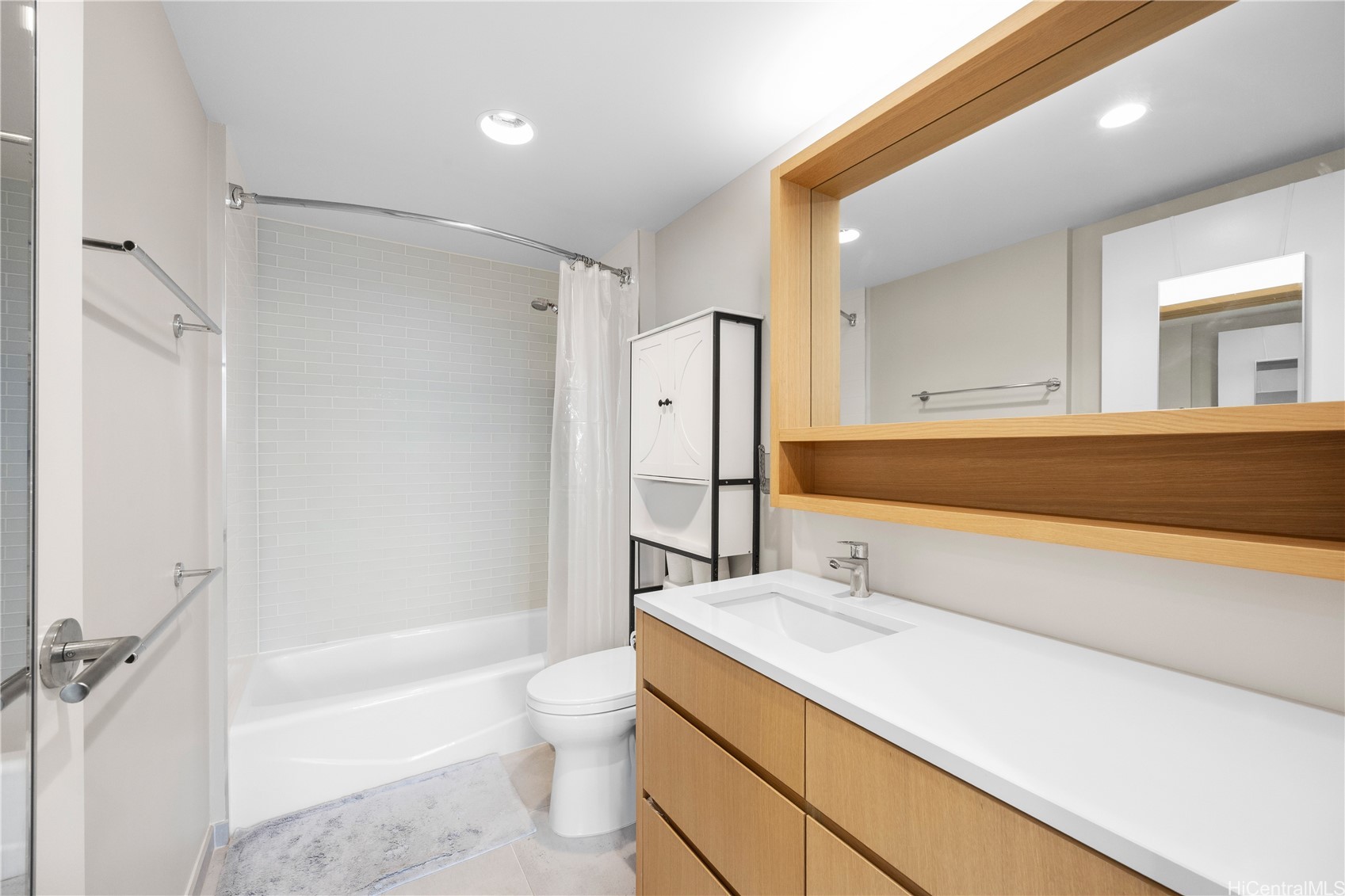 202615779 Property Photo 11