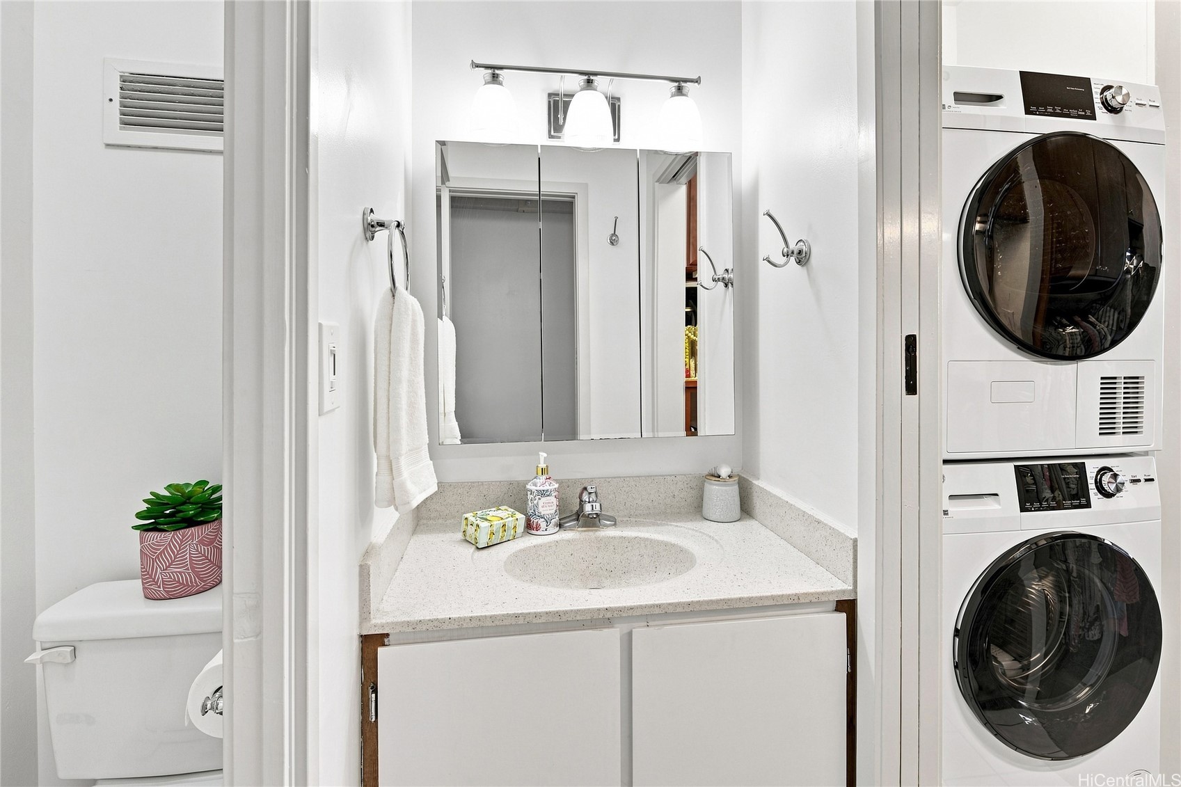 250 Ohua Avenue 9c Property Photo 17