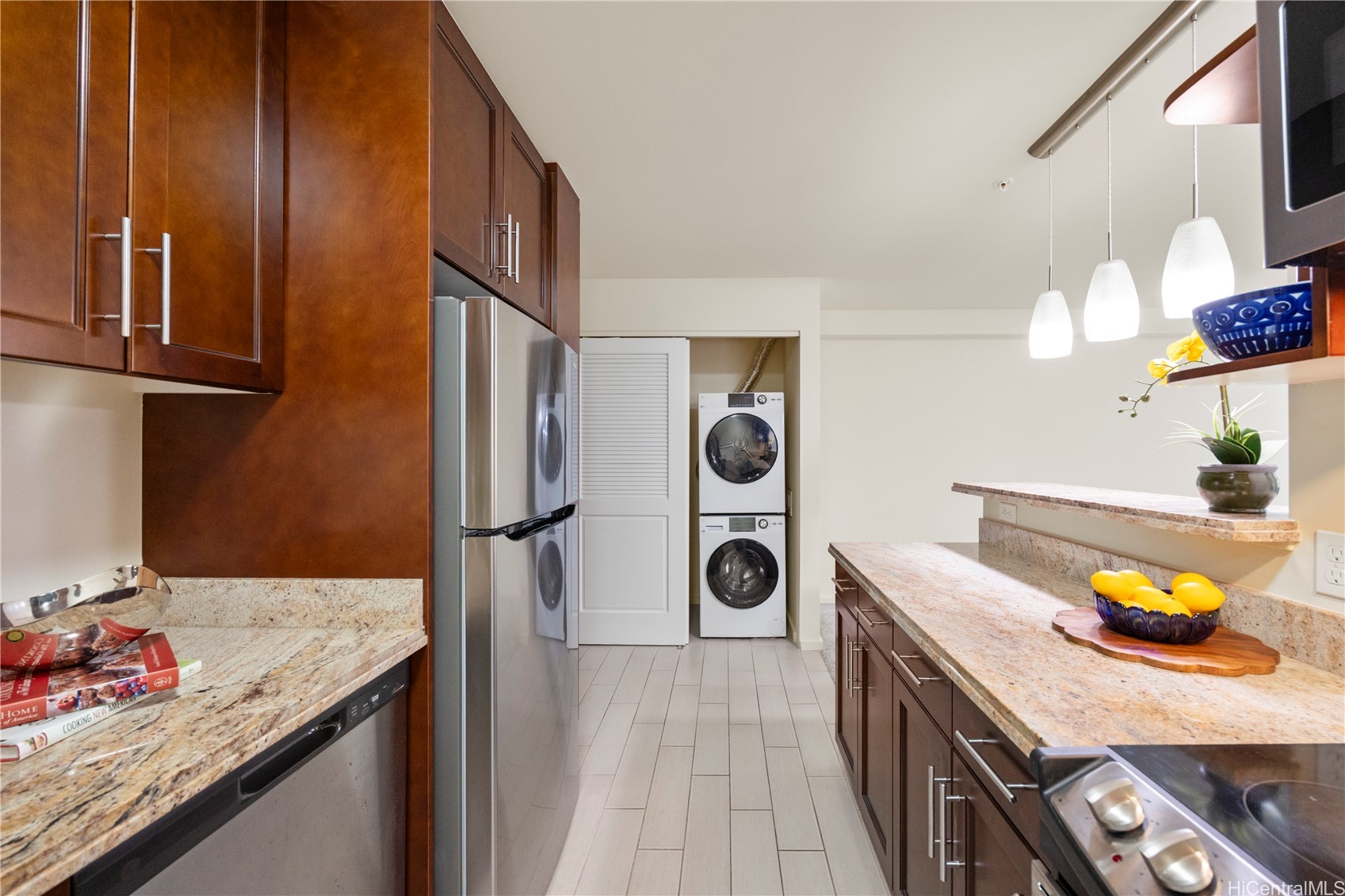 1810 Kaioo Drive B307 Property Photo 11