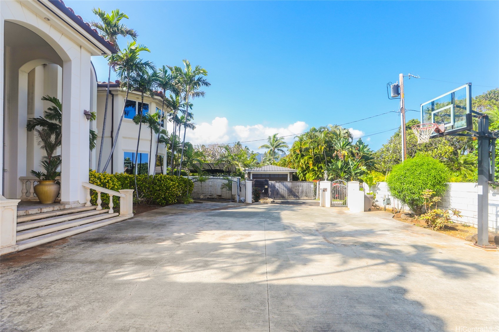 202615821 Property Photo 22
