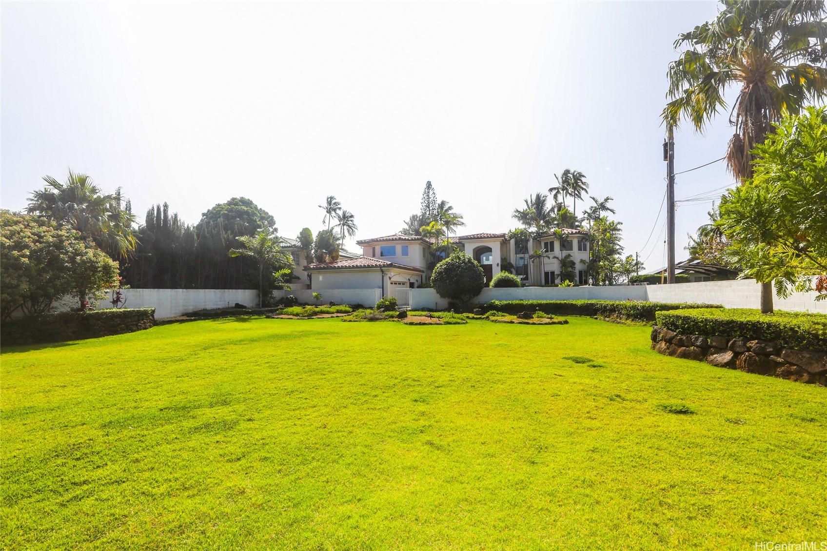 202615821 Property Photo 23