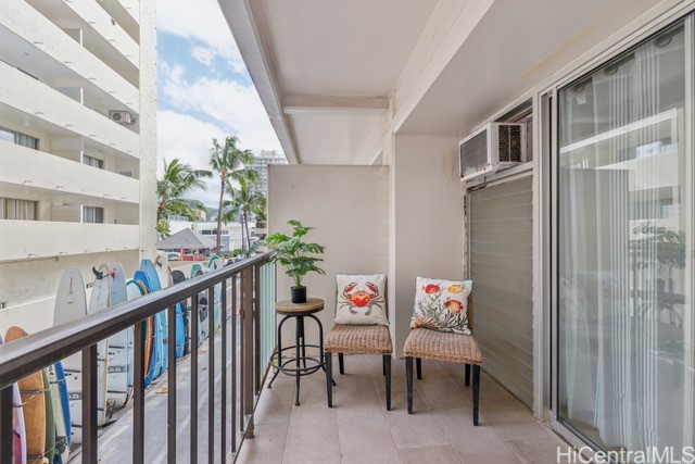 2465 Kuhio Avenue 304 Property Photo 4