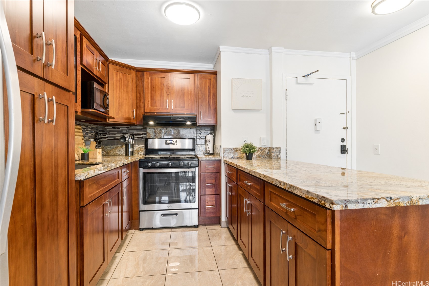 2465 Kuhio Avenue 304 Property Photo 5