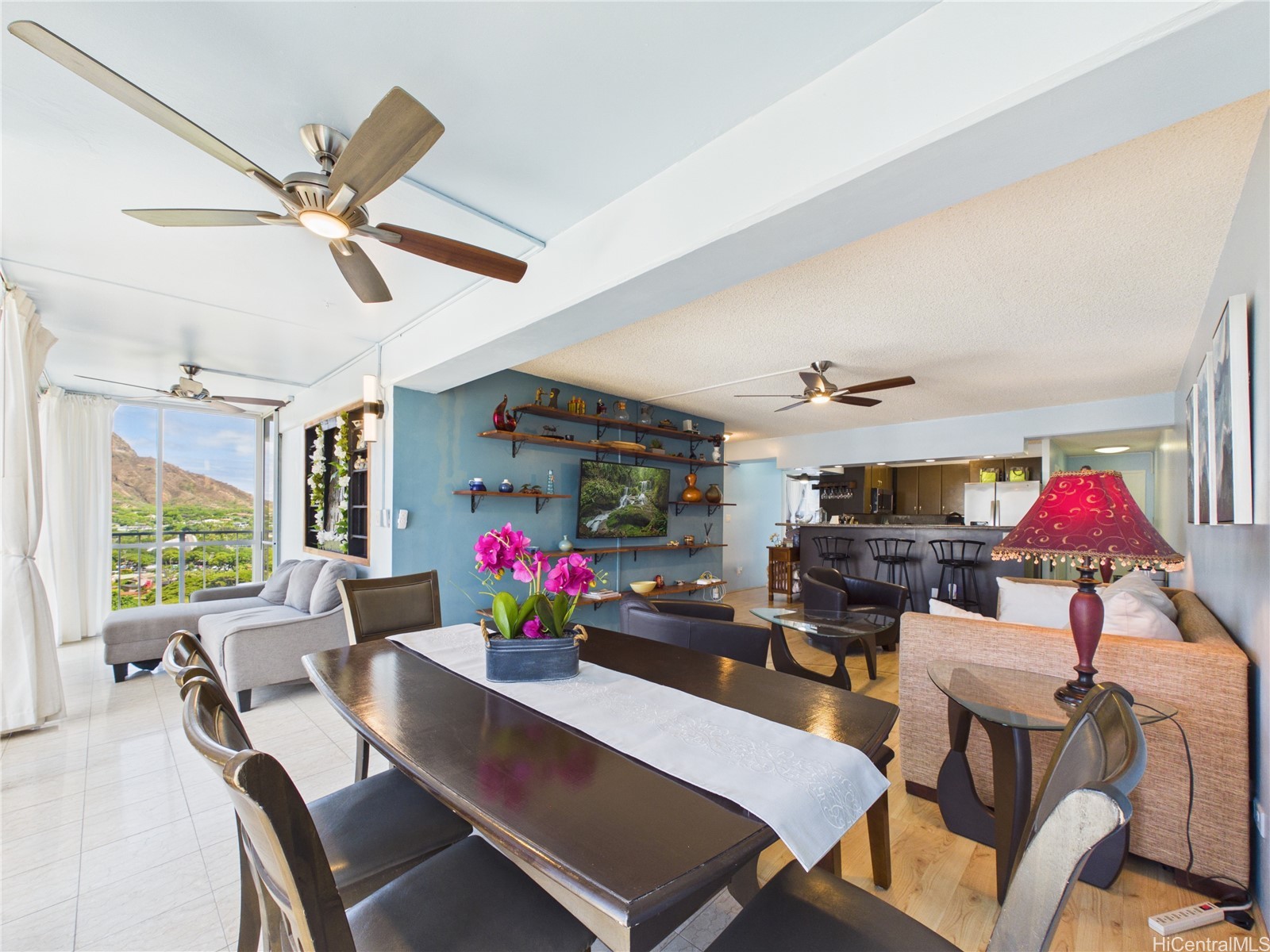 2575 Kuhio Avenue 1404 Property Photo 1