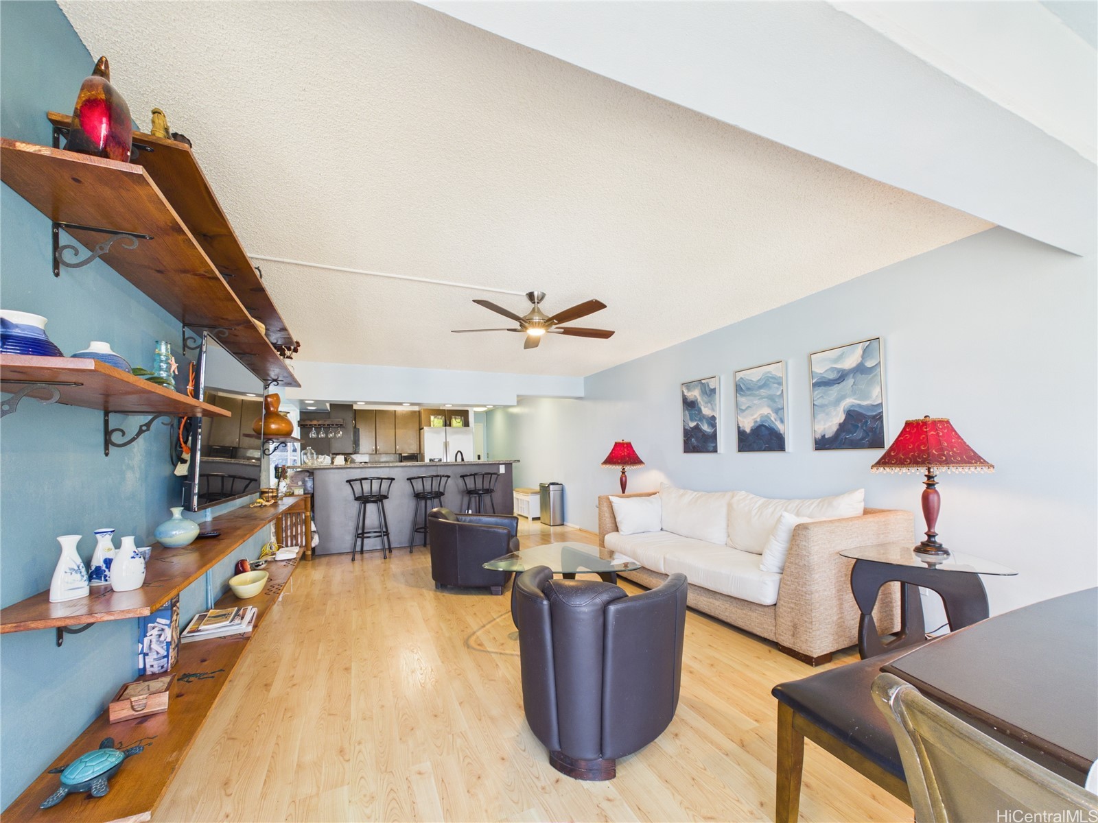 2575 Kuhio Avenue 1404 Property Photo 8