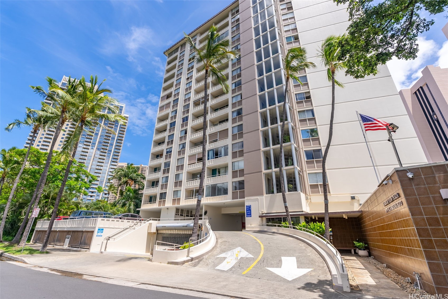 1676 Ala Moana Boulevard 805 Property Photo 4