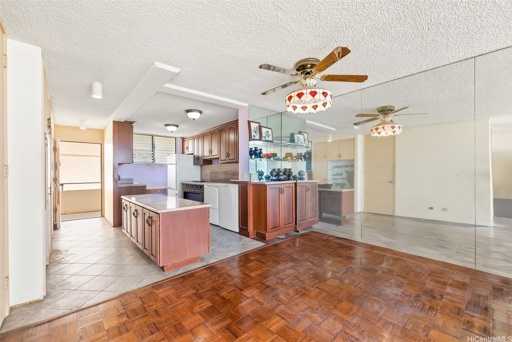 1676 Ala Moana Boulevard 805 Property Photo 7