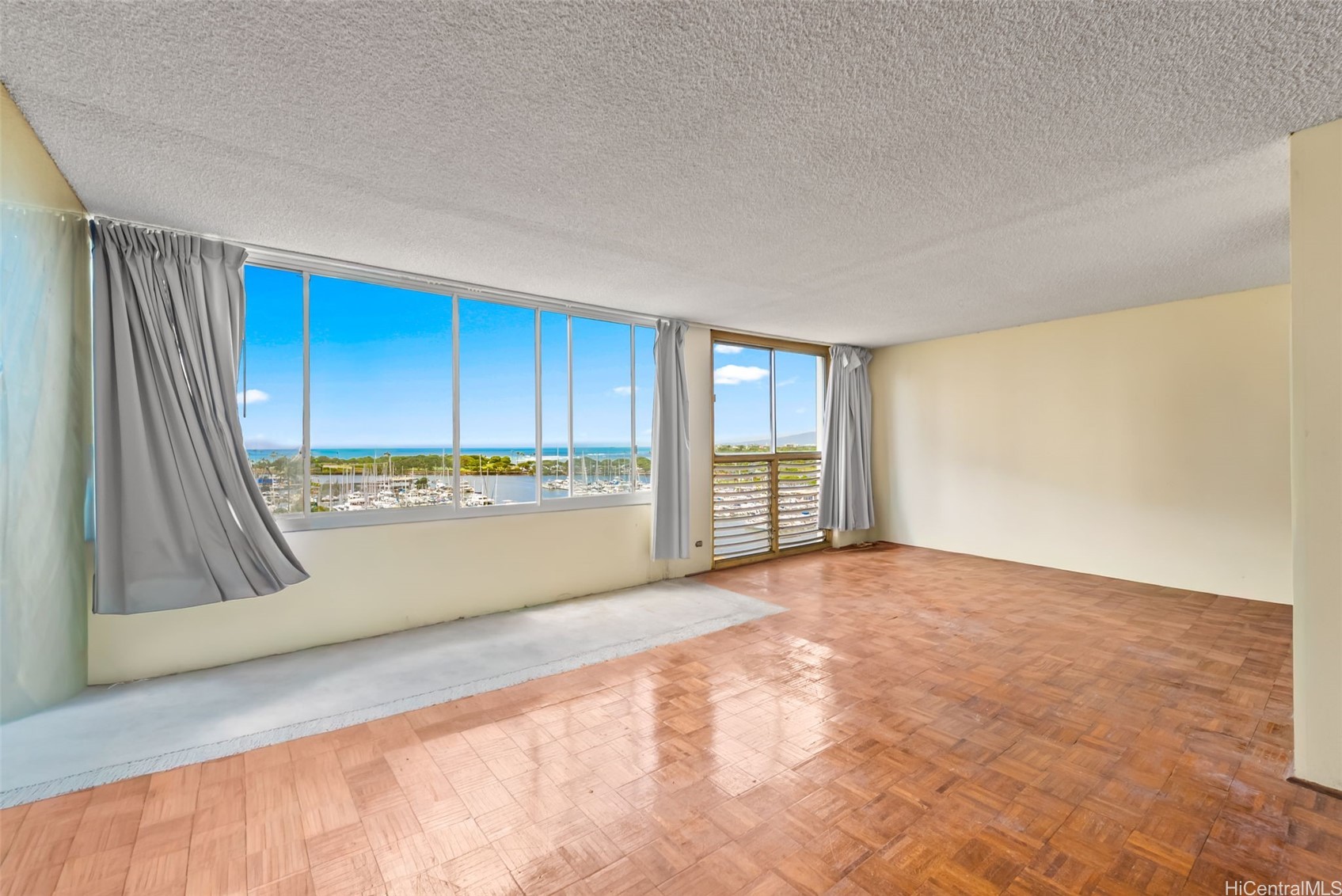 1676 Ala Moana Boulevard 805 Property Photo 14