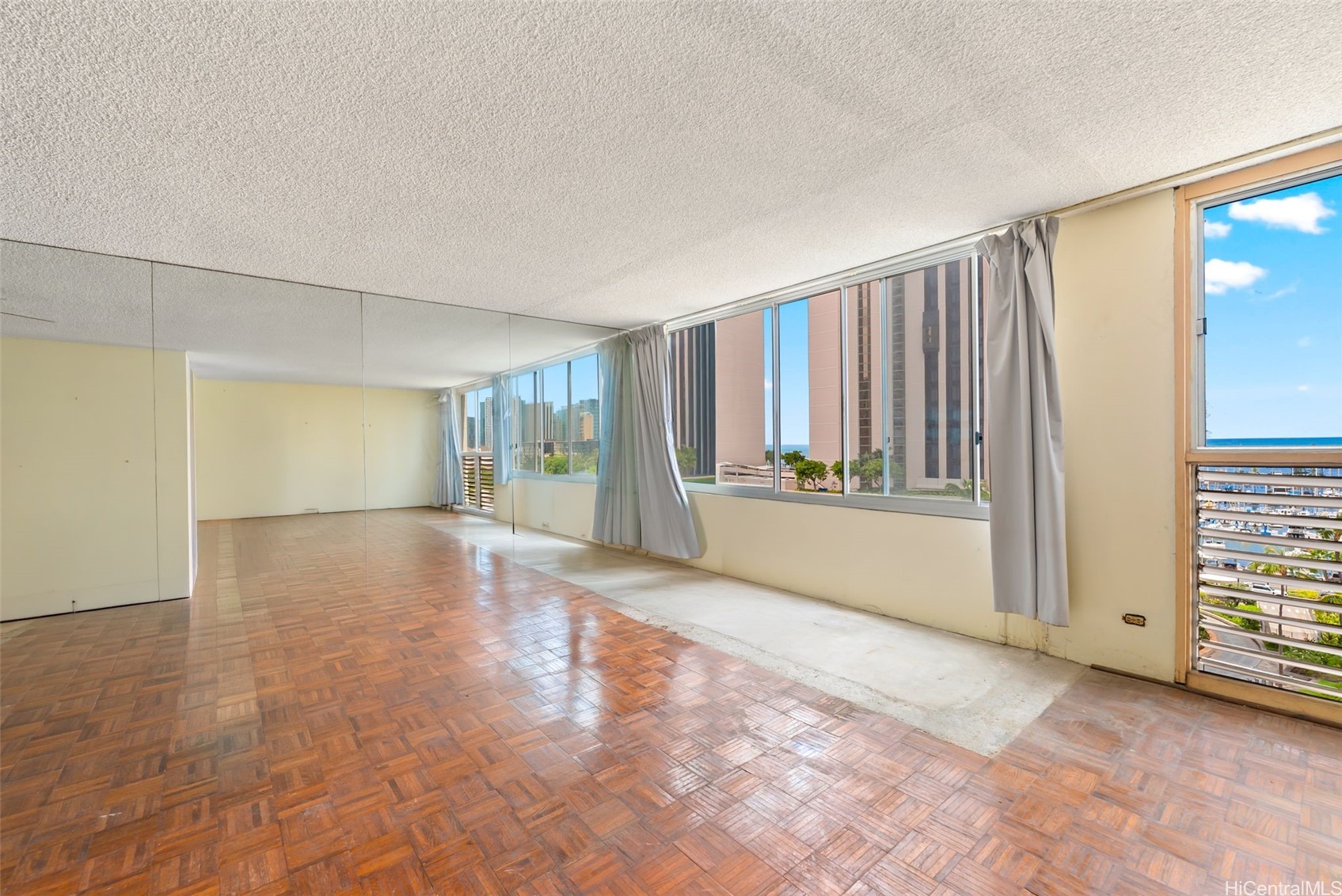 1676 Ala Moana Boulevard 805 Property Photo 15