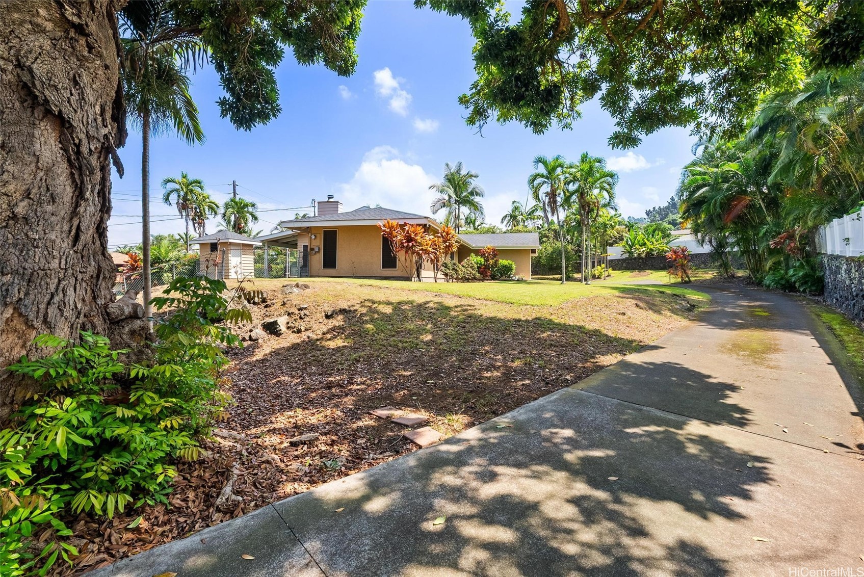 75-679 Paai Place Property Photo 2