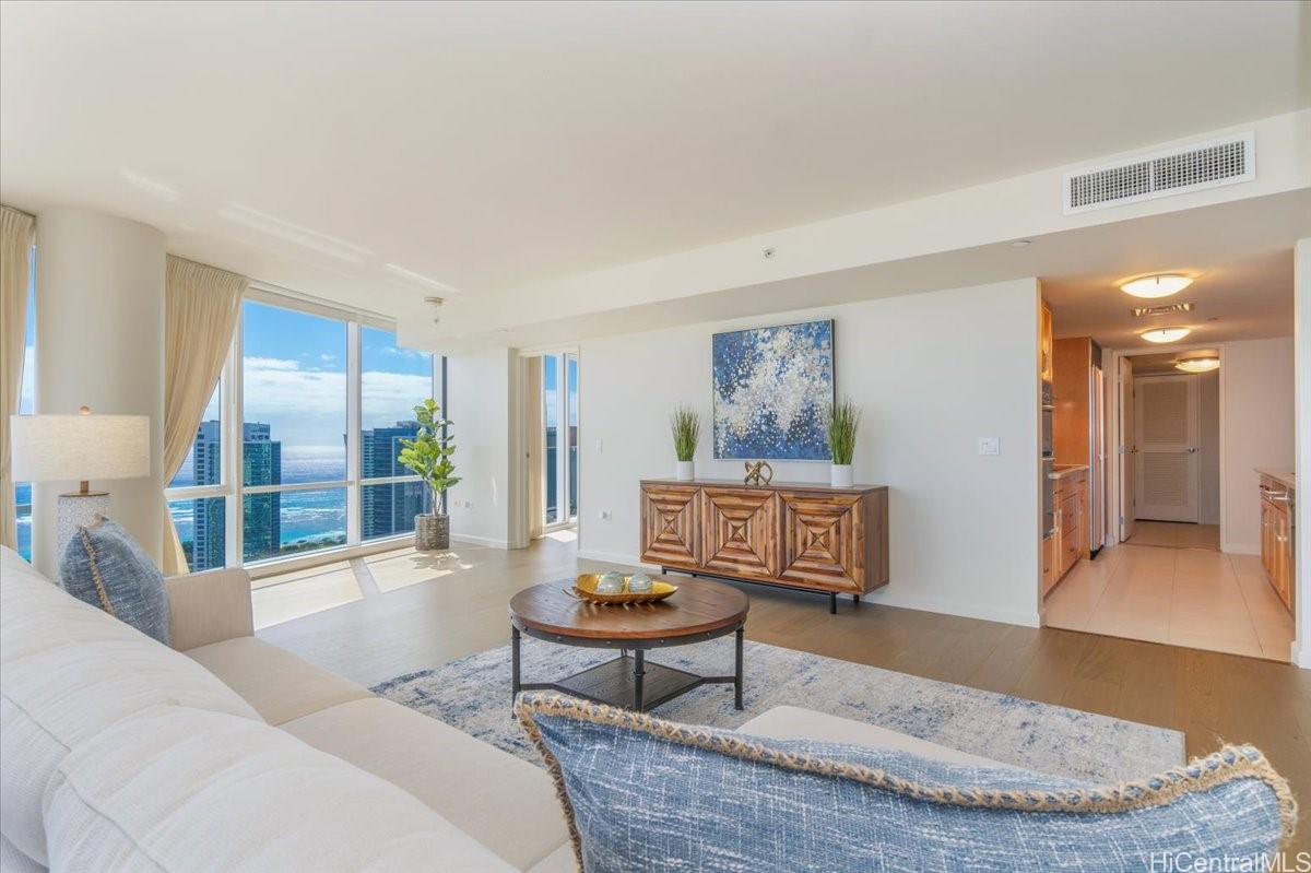 1296 Kapiolani Boulevard Ii4703 Property Photo 4