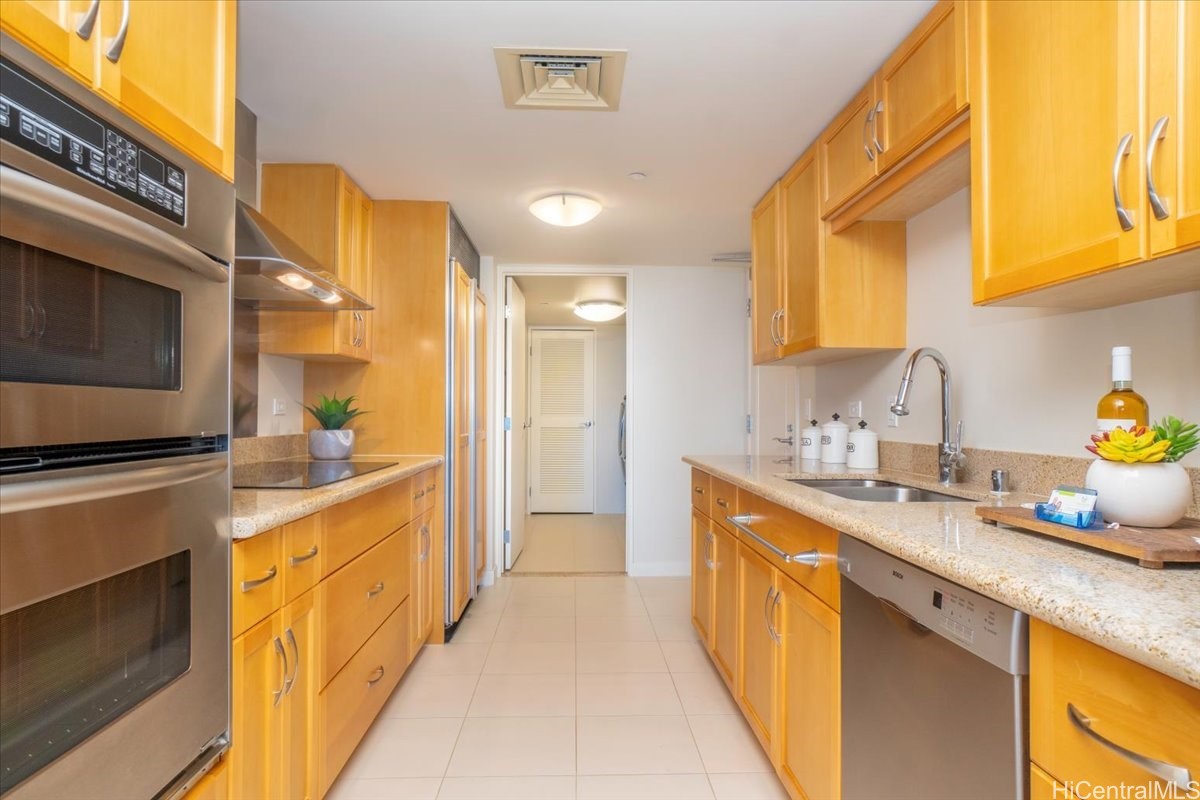 1296 Kapiolani Boulevard Ii4703 Property Photo 5
