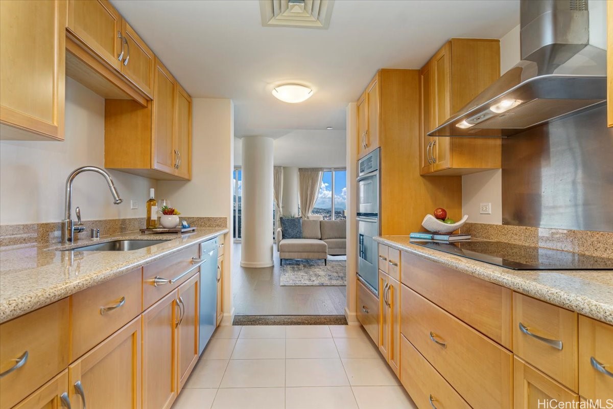 1296 Kapiolani Boulevard Ii4703 Property Photo 6