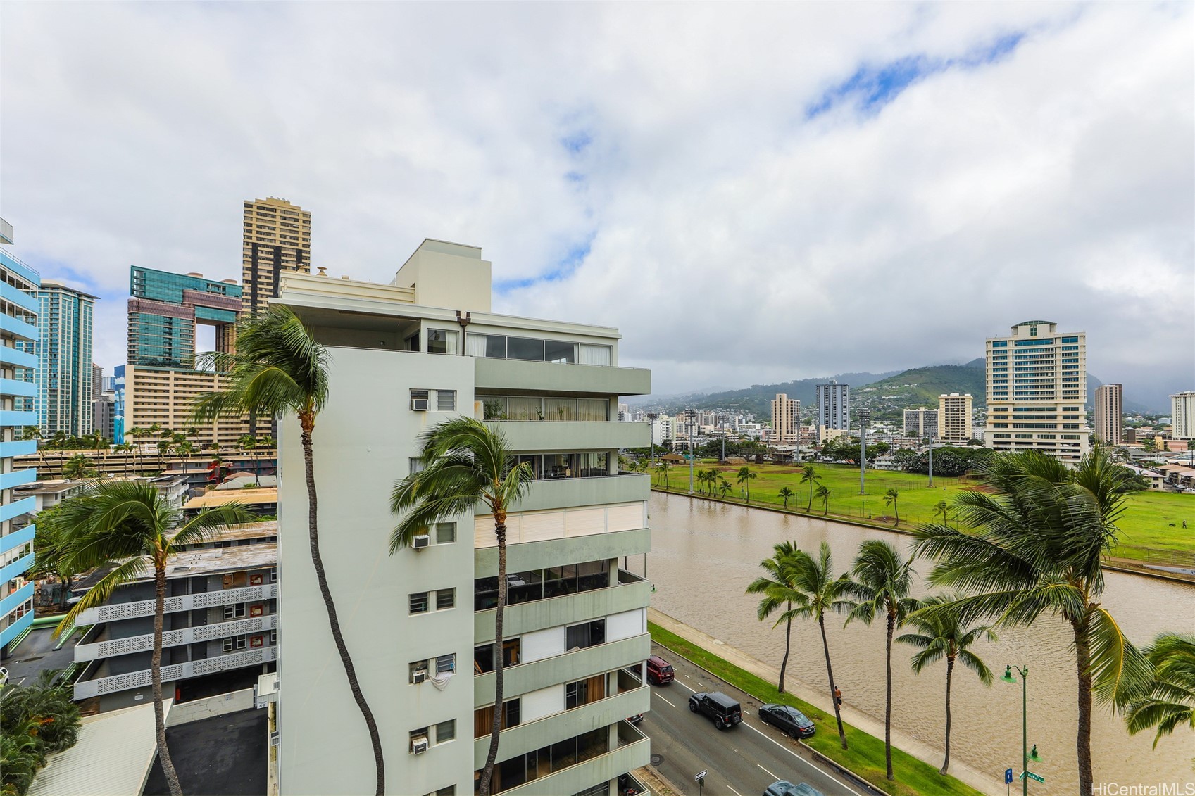 2029 Ala Wai Boulevard 803 Property Photo 2