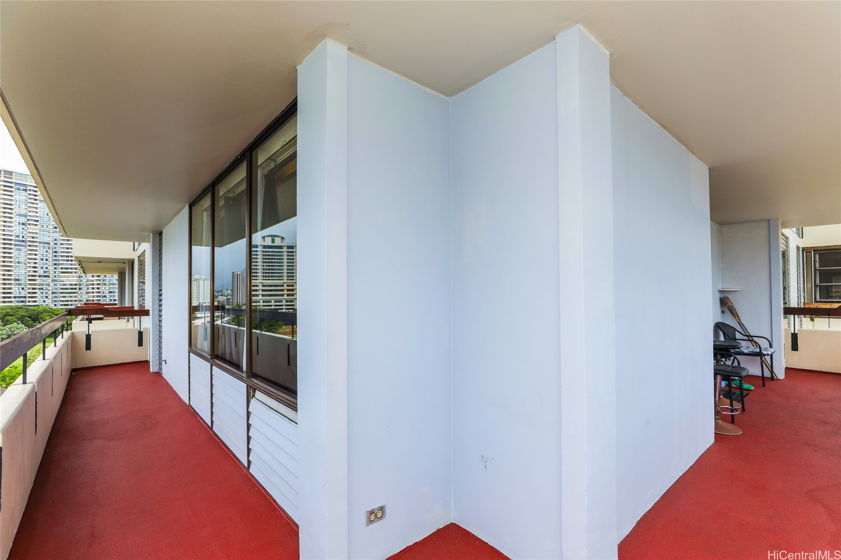 2029 Ala Wai Boulevard 803 Property Photo 4