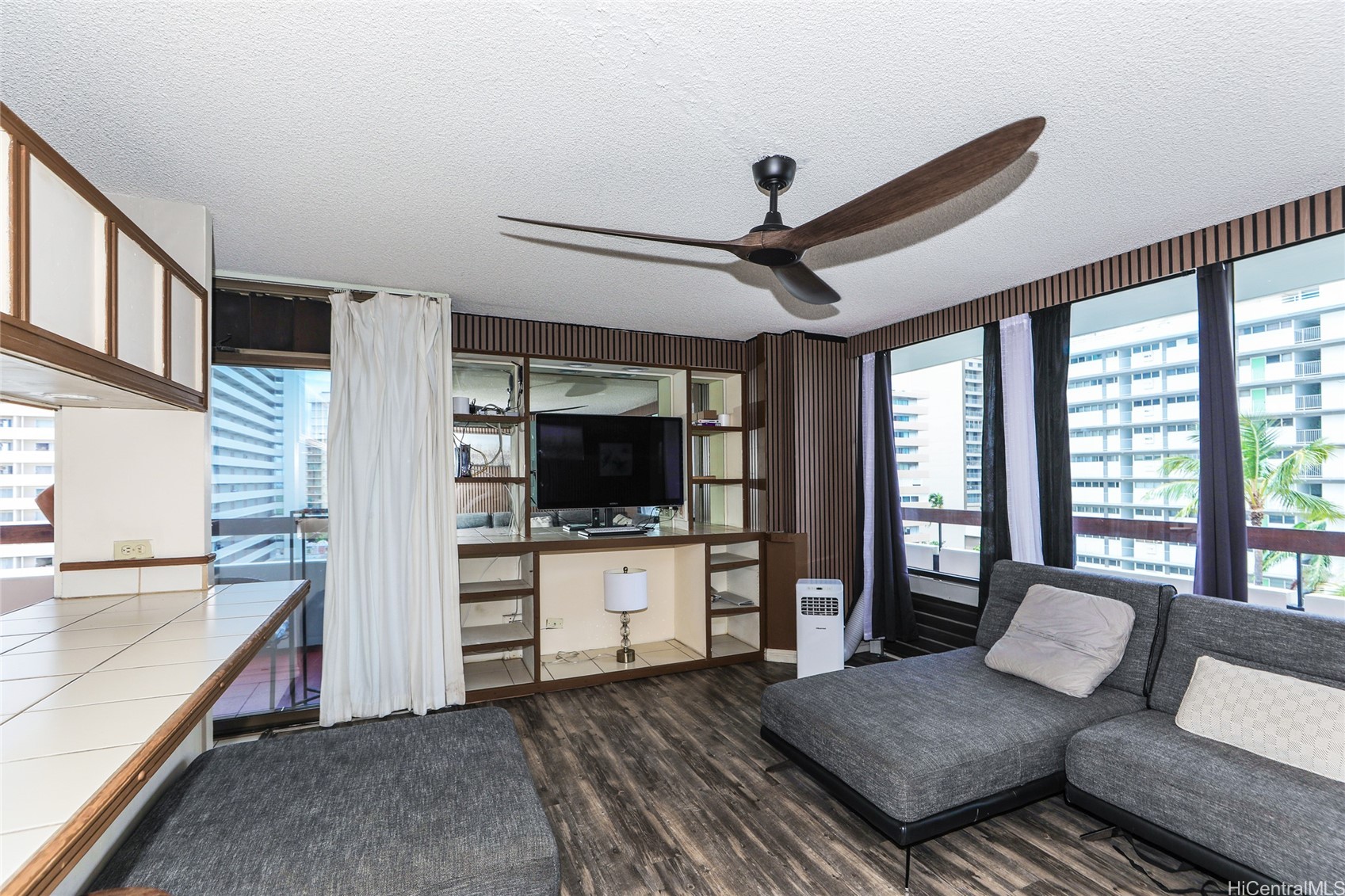 2029 Ala Wai Boulevard 803 Property Photo 6