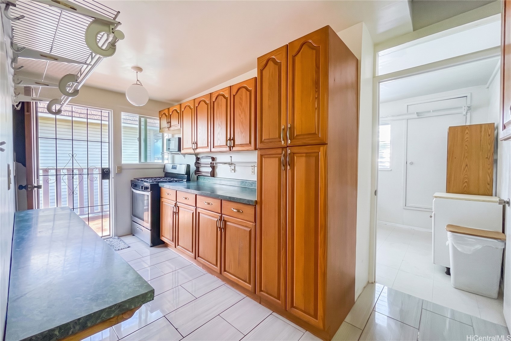 87-609 Manuu Street Property Photo 15