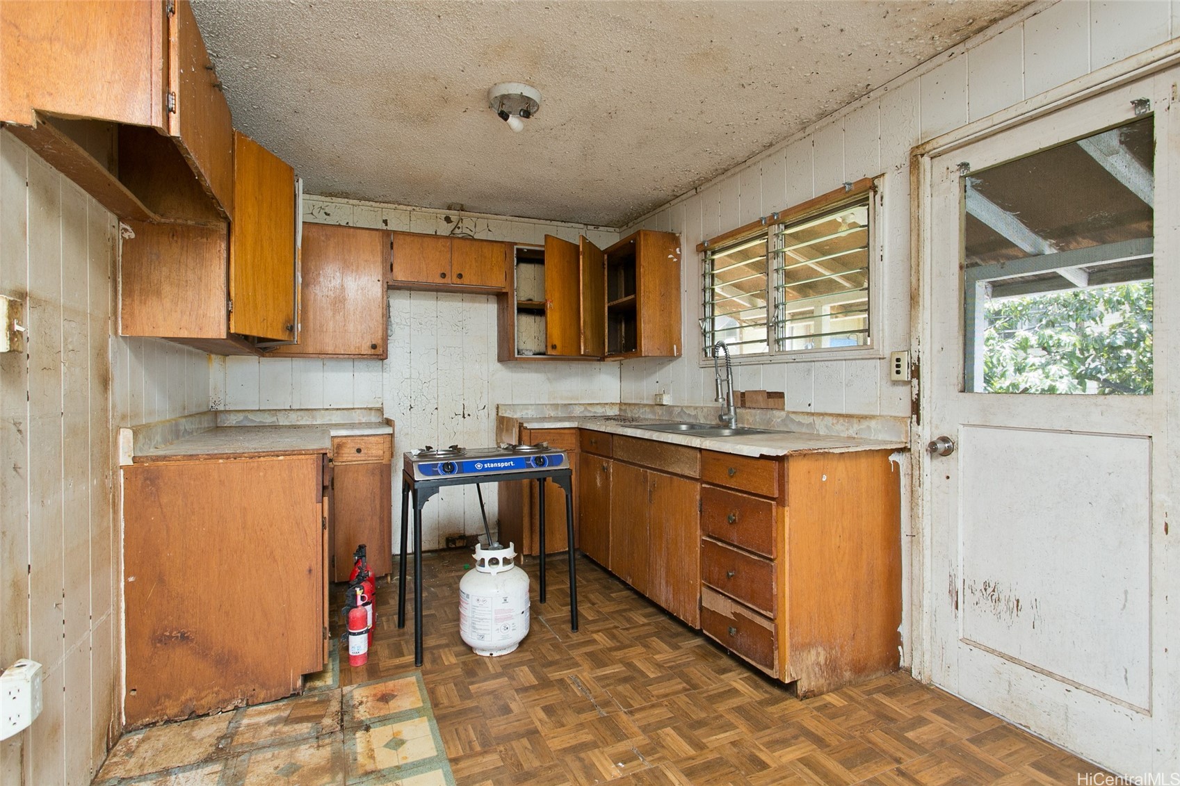 1347 Wanaka Street Property Photo 4