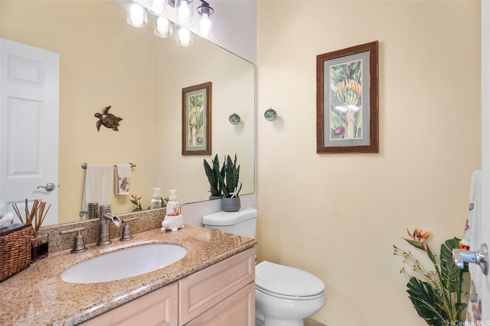 1004 Kaolo Street Property Photo 9