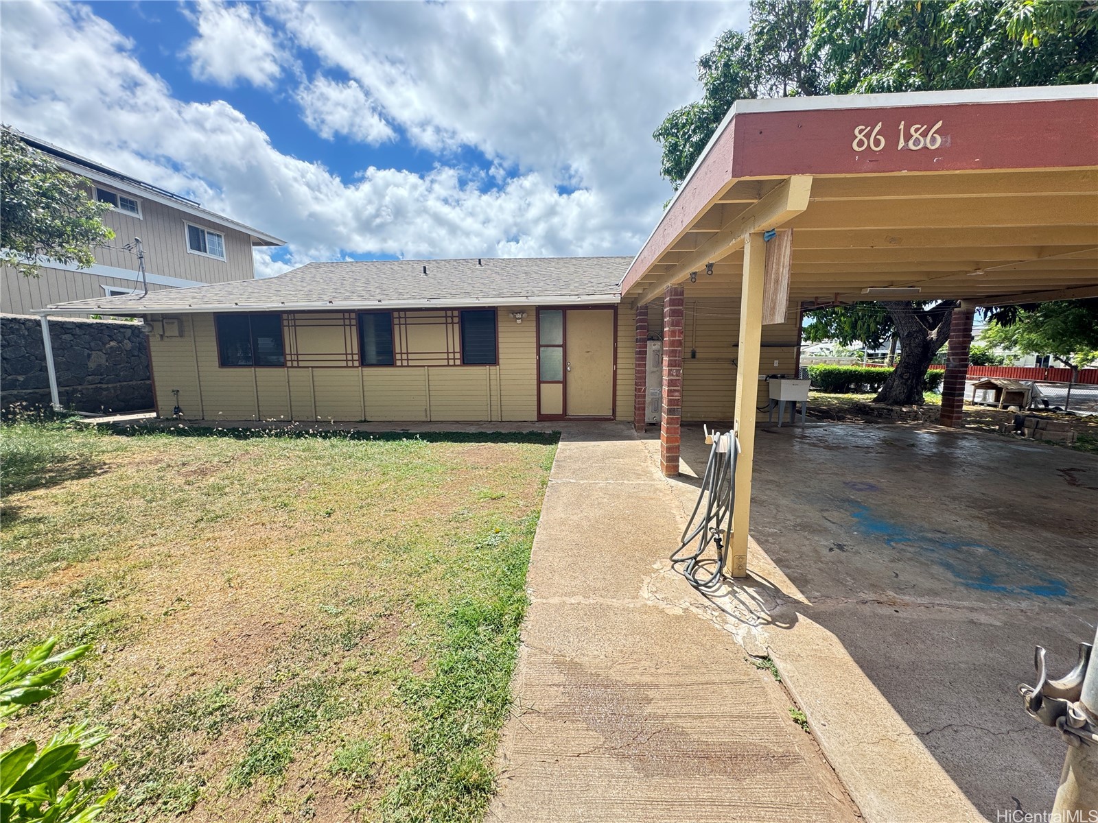 86-186 Kawili Street Property Photo 1